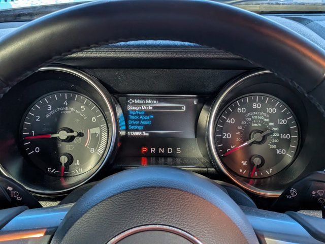 Used 2018 Ford Mustang Coupe RWD image 25