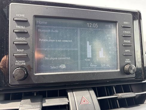 Used 2019 Toyota RAV4 XLE AWD/4WD image 22