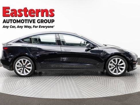 Used 2023 Tesla Model 3 Standard Range RWD image 4