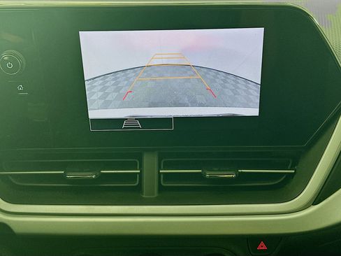 Used 2024 Chevrolet Trax RS image 22