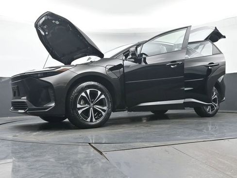Certified 2024 Toyota bZ4X XLE w/ Weather Package image 49