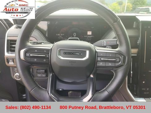 Used 2025 GMC Yukon XL Denali Ultimate AWD/4WD image 16