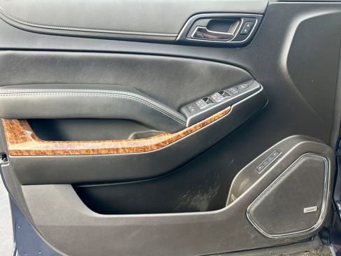 Certified 2020 Chevrolet Suburban Premier w/ Premier Plus Edition image 25