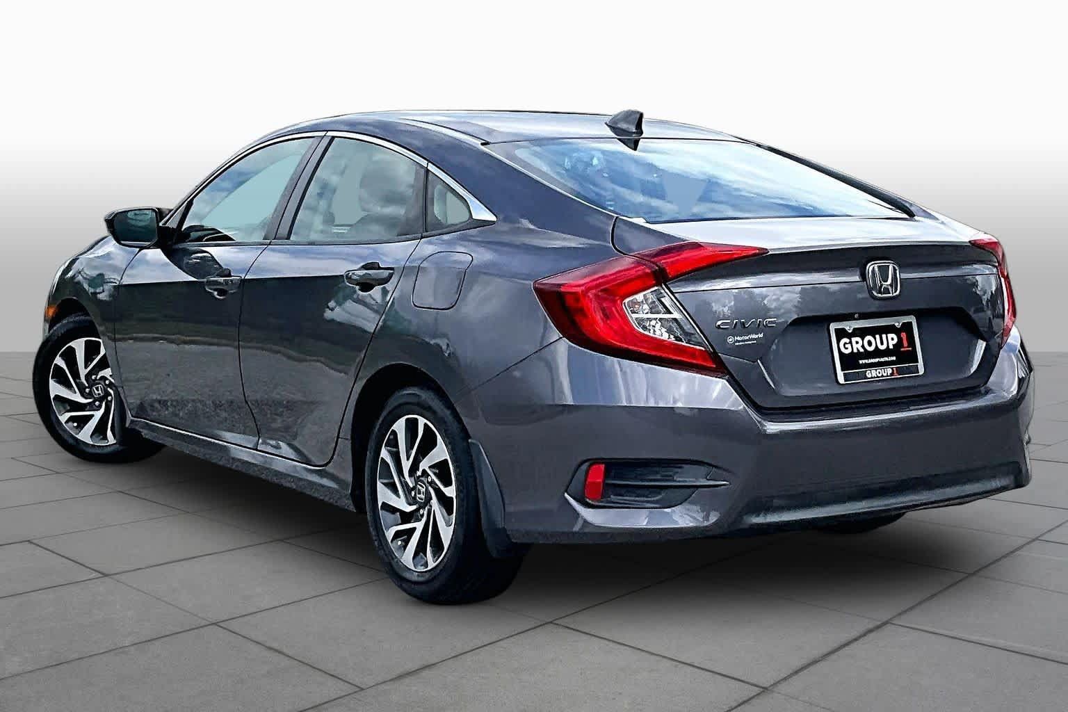 Used 2017 Honda Civic EX image 12
