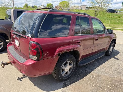 Used 2008 Chevrolet TrailBlazer LT AWD/4WD image 4