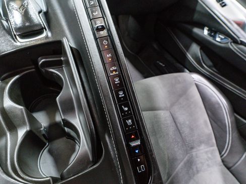 Used 2024 Chevrolet Corvette Stingray Premium Cpe w/ 3LT image 25