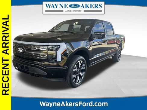 Used 2023 Ford F150 Lightning Platinum image 1
