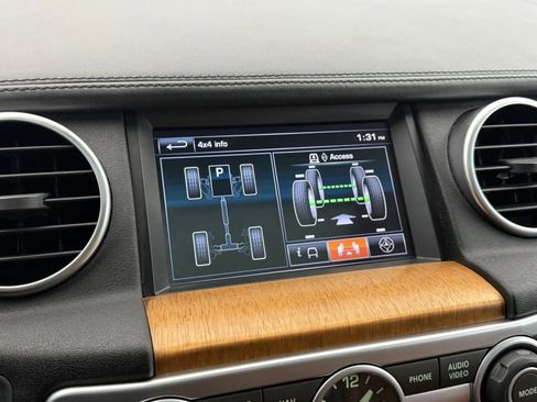 Used 2016 Land Rover LR4 HSE LUX AWD/4WD image 30