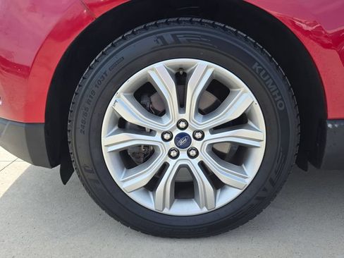 Used 2020 Ford Edge Titanium AWD/4WD image 10