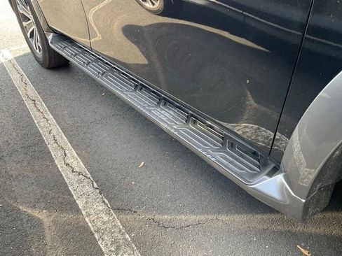 Used 2019 Nissan Armada SL w/ Premium Package image 4