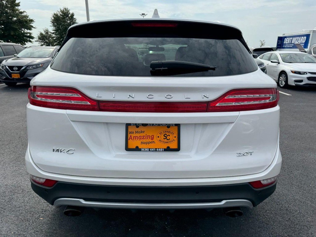 Used 2017 Lincoln MKC Reserve FWD image 4