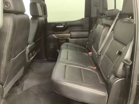Used 2020 Chevrolet Silverado 1500 RST AWD/4WD image 6