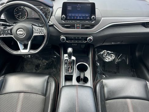 Used 2024 Nissan Altima 2.5 SR FWD image 4