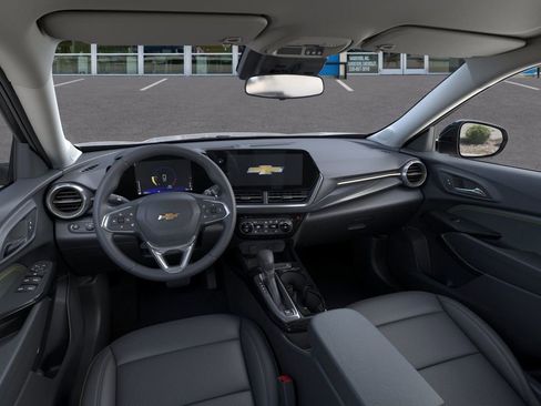 New 2026 Chevrolet Trax ACTIV w/ Driver Confidence Package FWD image 17