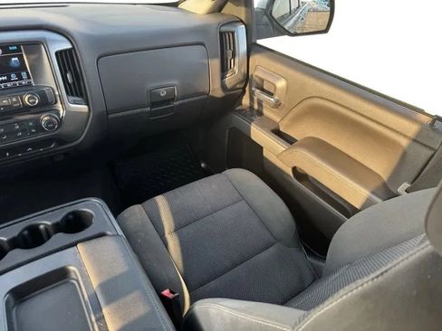 Used 2018 Chevrolet Silverado 1500 LT image 20