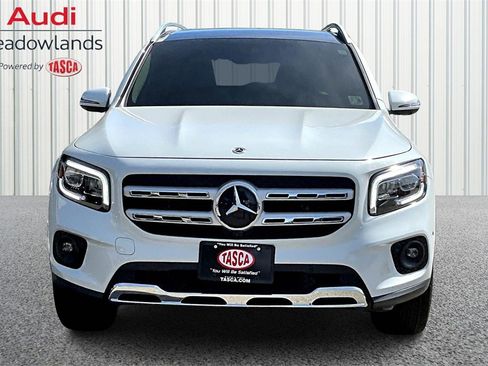 Used 2023 Mercedes-Benz GLB 250 4MATIC image 2