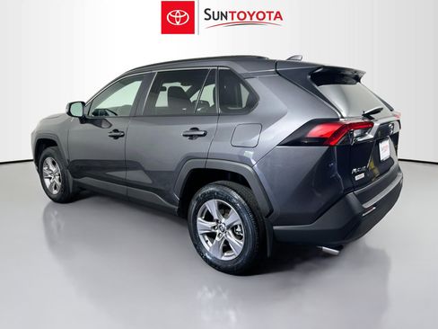 Used 2025 Toyota RAV4 XLE w/ Convenience Package FWD image 6