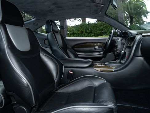 Used 2002 Aston Martin DB7 Vantage image 21