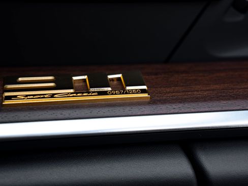 Used 2023 Porsche 911 Sport Classic image 47