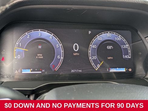 Used 2025 Jeep Grand Cherokee Altitude AWD/4WD image 22