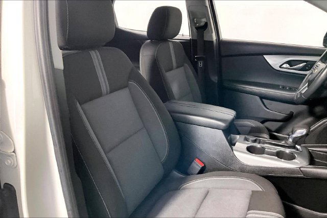 Used 2023 Chevrolet Blazer LT FWD image 9