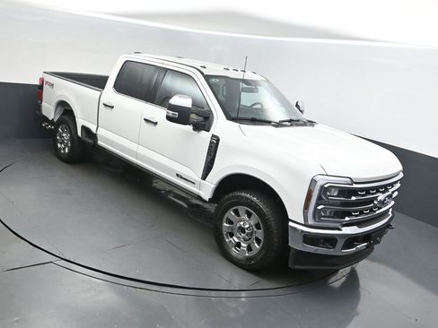 Used 2025 Ford F250 Lariat w/ Lariat Ultimate Package image 1