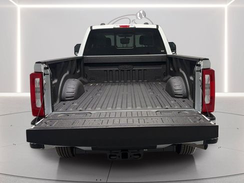 Certified 2026 Ford F250 XL w/ XL Chrome Package AWD/4WD image 9