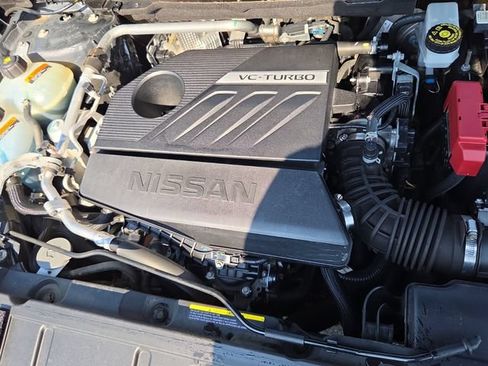 Used 2023 Nissan Rogue SV AWD/4WD image 10