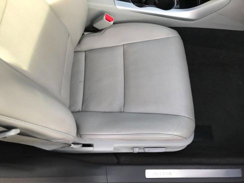 Used 2015 Acura TLX V6 w/Advance 4dr Sedan Package image 11