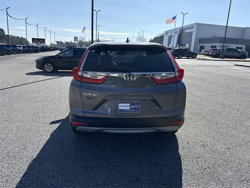 Used 2018 Honda CR-V EX image 6