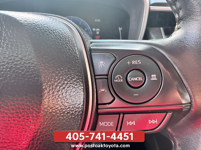 Used 2025 Toyota Corolla Cross XLE w/ Convenience Package AWD/4WD image 28