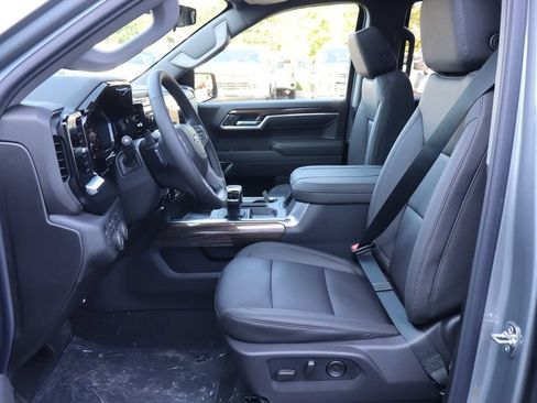 New 2026 Chevrolet Silverado 1500 RST w/ Redline Edition AWD/4WD image 5