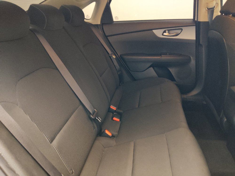 Used 2021 Kia Forte LXS FWD image 19