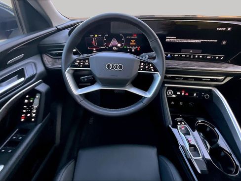 Used 2025 Audi Q5 Premium Plus AWD/4WD image 6
