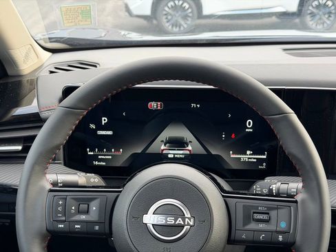 New 2026 Nissan Kicks SR w/ SR Premium Package FWD image 23