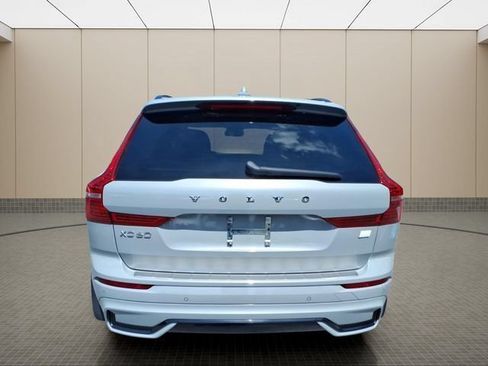 Used 2024 Volvo XC60 T8 Ultimate w/ Protection Package Premier AWD/4WD image 10
