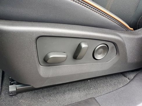 New 2026 GMC Canyon AT4 AWD/4WD image 8