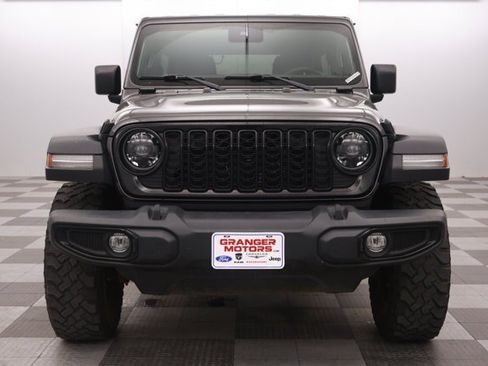 Used 2024 Jeep Wrangler Unlimited Sport AWD/4WD image 5