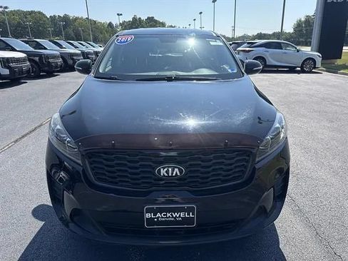 Used 2019 Kia Sorento FWD image 2