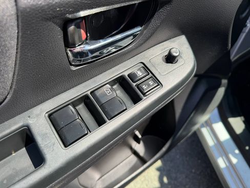 Used 2013 Subaru Impreza 2.0i Premium w/ All-Weather Pkg image 19