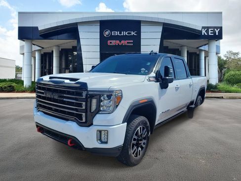 Used 2021 GMC Sierra 2500 AT4 w/ AT4 Premium Plus Package AWD/4WD image 3
