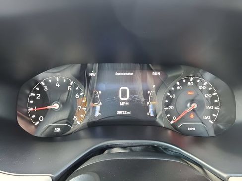 Used 2025 Jeep Compass Limited AWD/4WD image 13