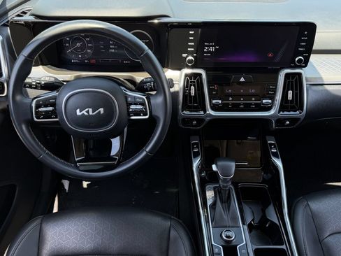 Used 2023 Kia Sorento SX FWD image 17