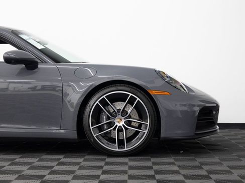 Certified 2025 Porsche 911 Carrera RWD image 9