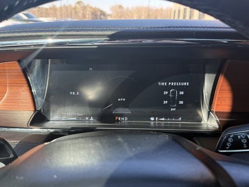 Used 2020 Lincoln Navigator Reserve w/ Luxury Package image 28