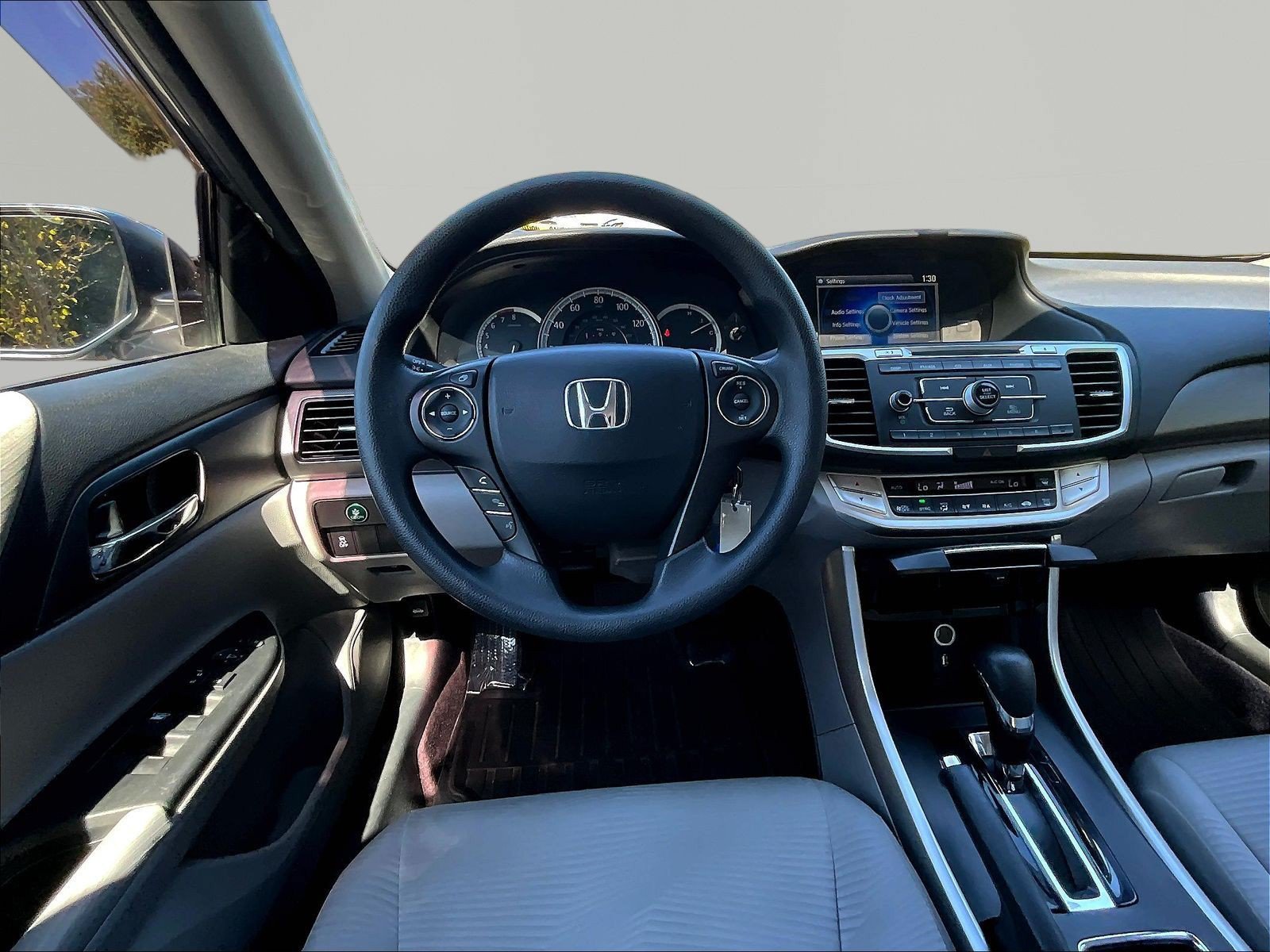 Used 2014 Honda Accord LX image 8