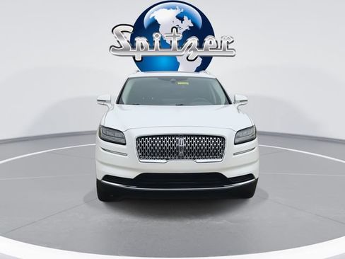 Used 2023 Lincoln Nautilus Reserve image 3