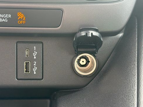 Used 2024 Nissan Leaf S FWD image 26