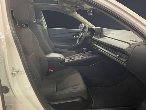 Certified 2025 Honda Accord SE image 15