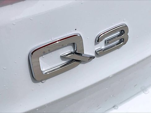 Used 2023 Audi Q3 2.0T Premium w/ Convenience Package image 30